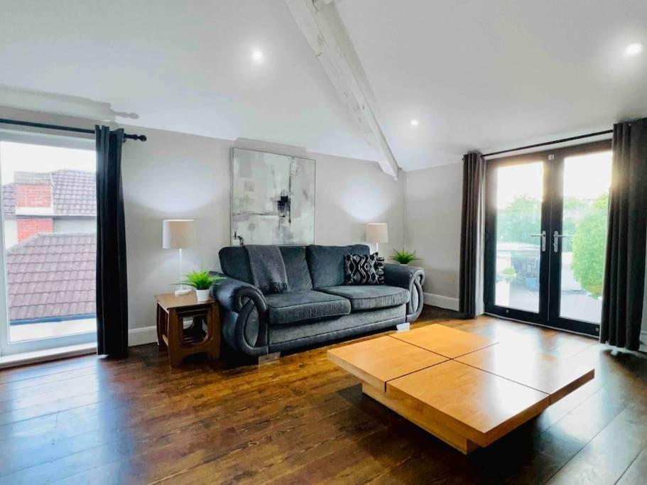 Smart-Home In Original Victorian Building Μπρίστολ Εξωτερικό φωτογραφία